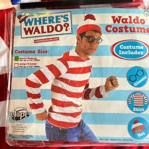 WHERES WALDO COSTUME
MEN’S SMALL/ MEDIUM
